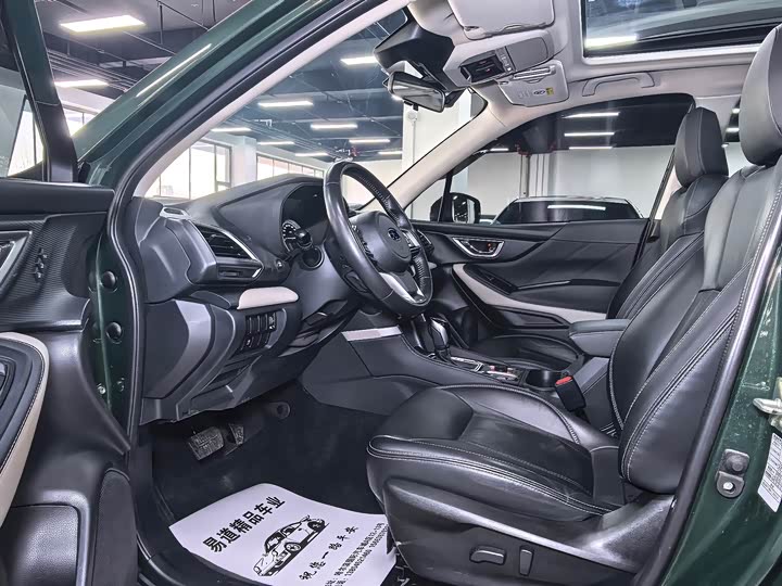 Фото 8 - Subaru Forester