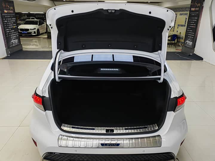 Фото 9 - Toyota Levin