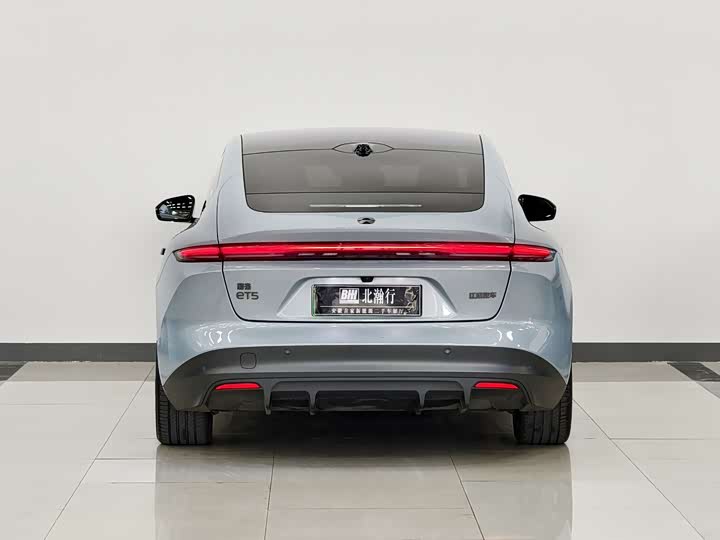 Фото 5 - Nio ET5