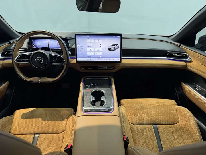 Фото 7 - Mazda EZ-6