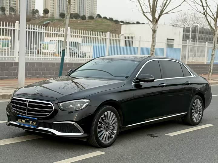 Photo 1 - Mercedes-Benz E-Class