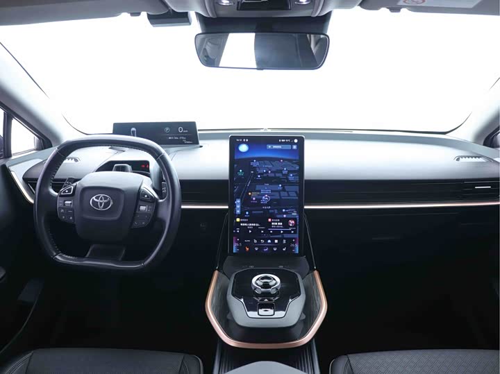 Фото 7 - Toyota bZ3