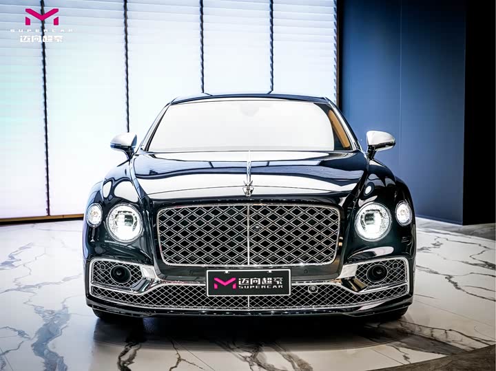 Фото 2 - Bentley Flying Spur