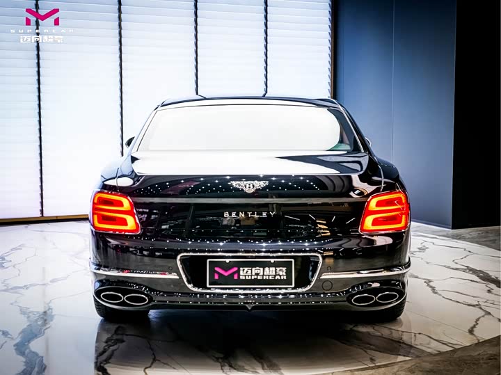 Фото 3 - Bentley Flying Spur