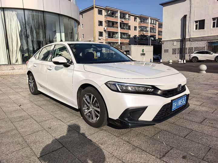 Фото 2 - Honda Civic