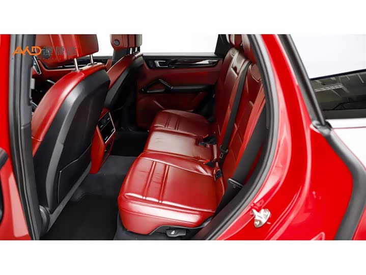 Фото 7 - Porsche Cayenne