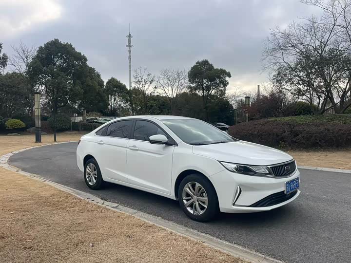 Фото 3 - Geely Emgrand GL