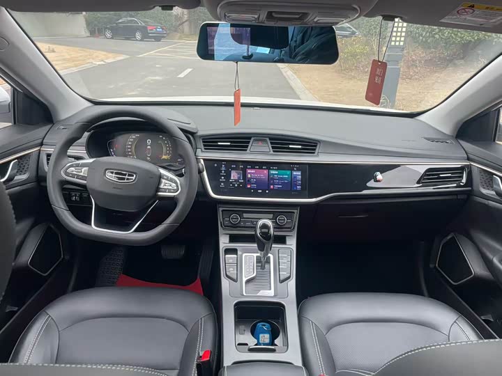 Фото 5 - Geely Emgrand GL