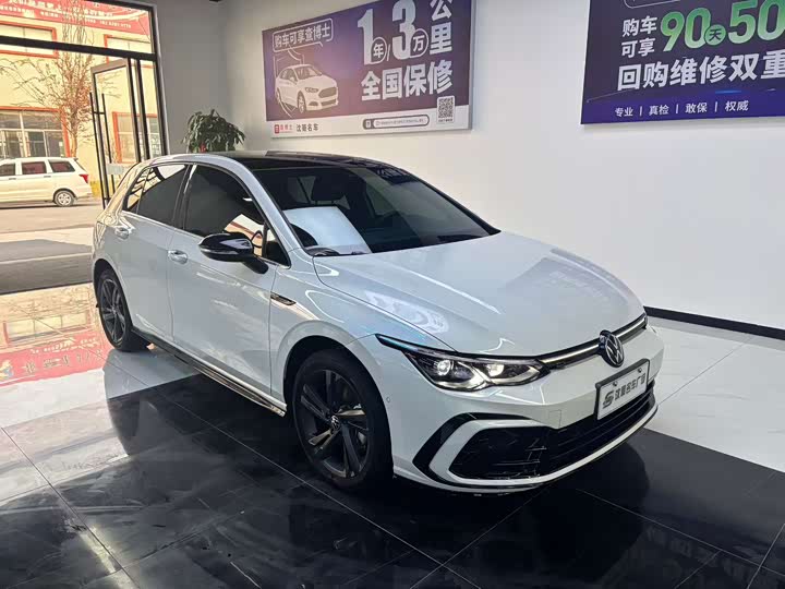 Фото 3 - Volkswagen Golf