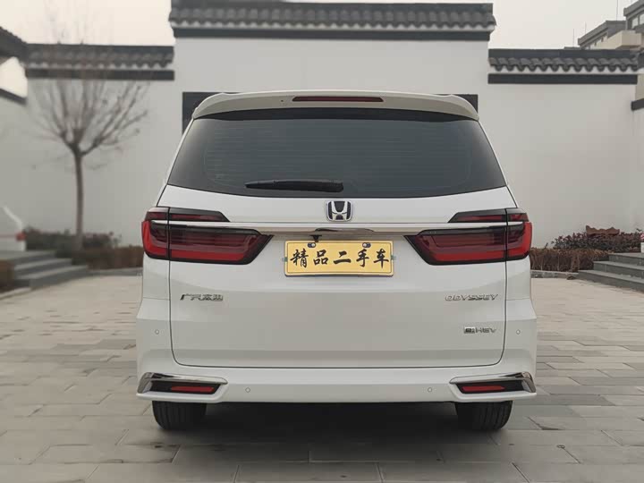 Фото 5 - Honda Odyssey