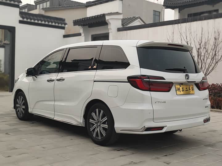 Фото 6 - Honda Odyssey