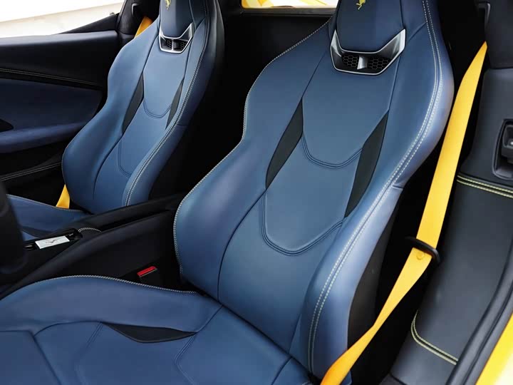 Фото 9 - Ferrari 296