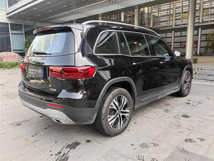 Фото 7 - Mercedes-Benz GLB-Class