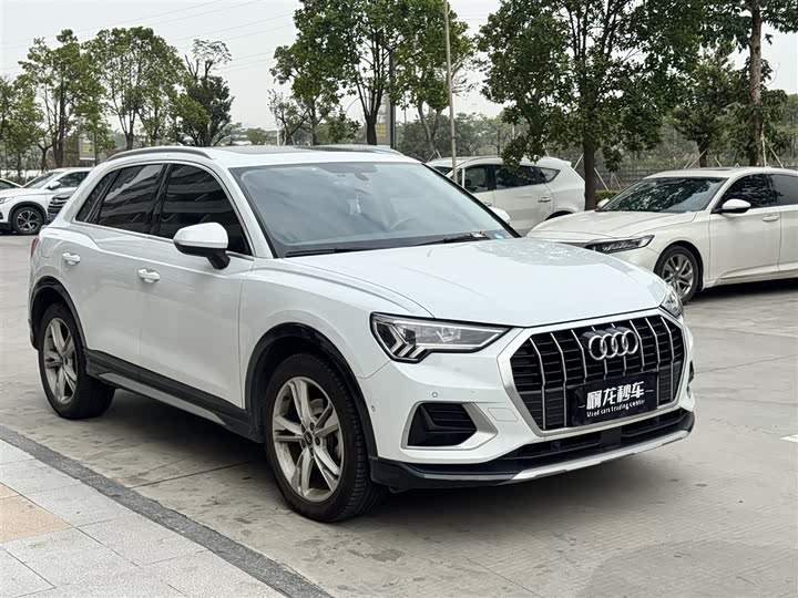 Фото 3 - Audi Q3