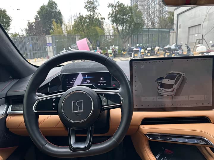 Фото 8 - Zeekr 001