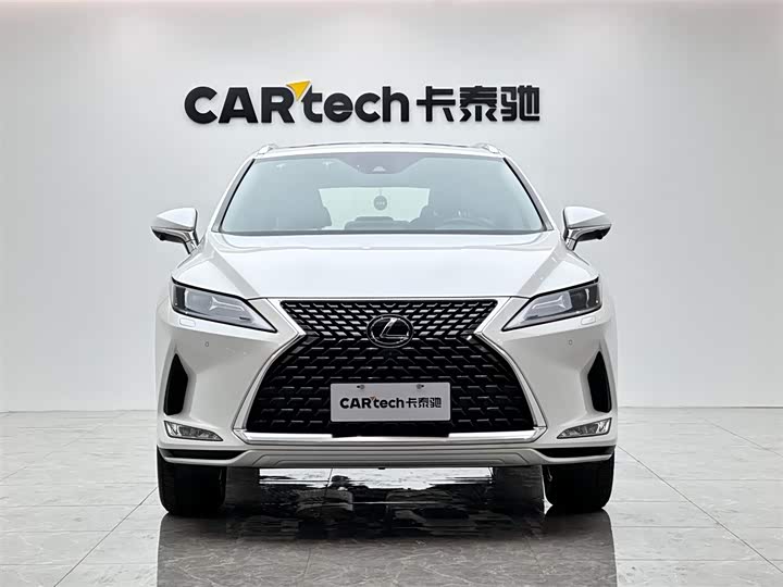 Фото 7 - Lexus RX
