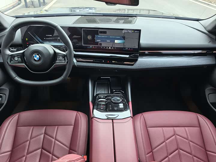 Фото 5 - BMW 5 Series