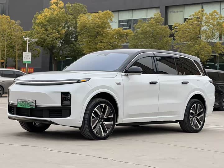 Фото 1 - LiXiang L9