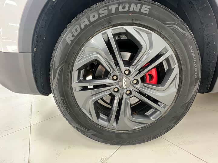 Фото 8 - Chery Tiggo 7