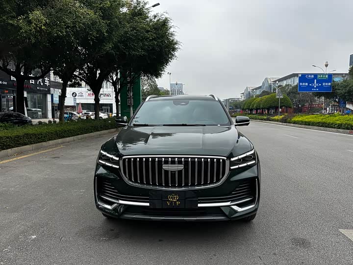 Photo 2 - Geely Monjaro