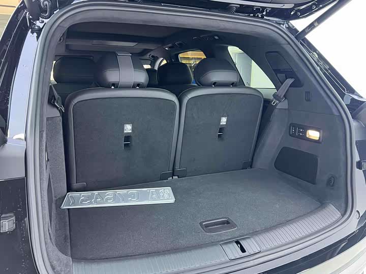 Фото 7 - Nio Onvo L90