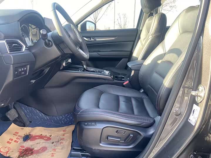 Фото 4 - Mazda CX-5