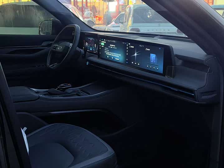 Фото 3 - Ford Edge