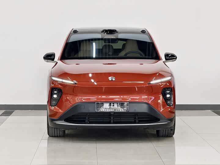 Фото 2 - Nio EC7