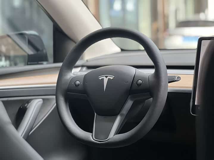 Фото 7 - Tesla Model Y