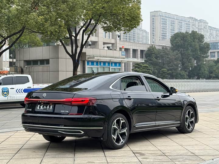 Фото 6 - Volkswagen Passat