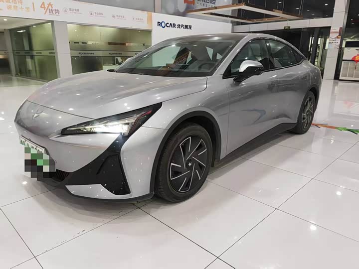 Фото 1 - BAIC Arcfox Alpha S5