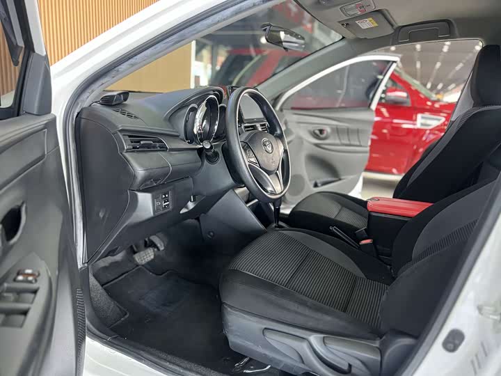 Фото 4 - Toyota Vios FS