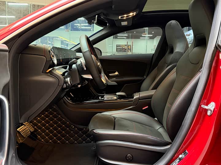 Фото 8 - Mercedes-Benz CLA-Class