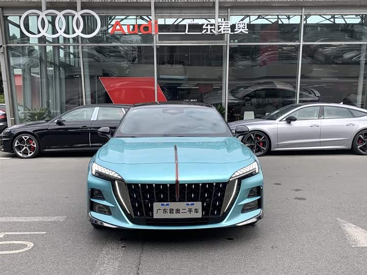 Фото 2 - Hongqi H6