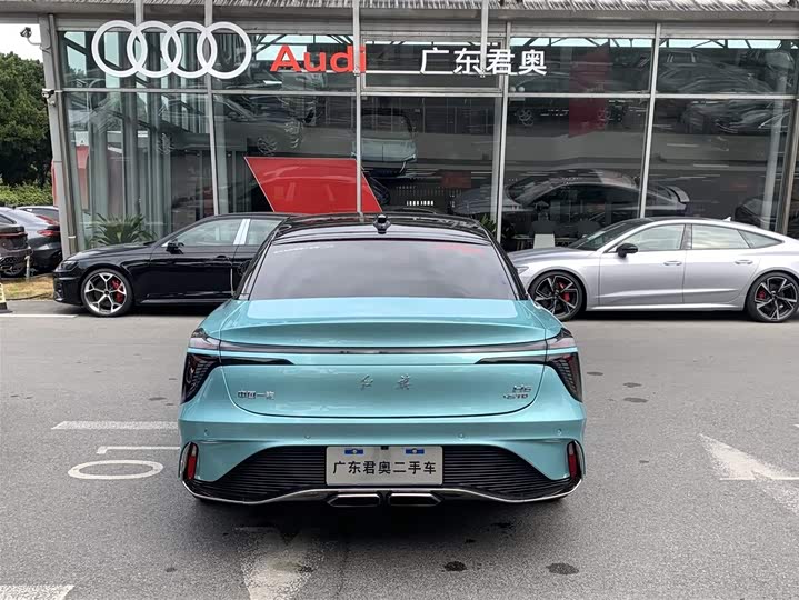 Фото 6 - Hongqi H6