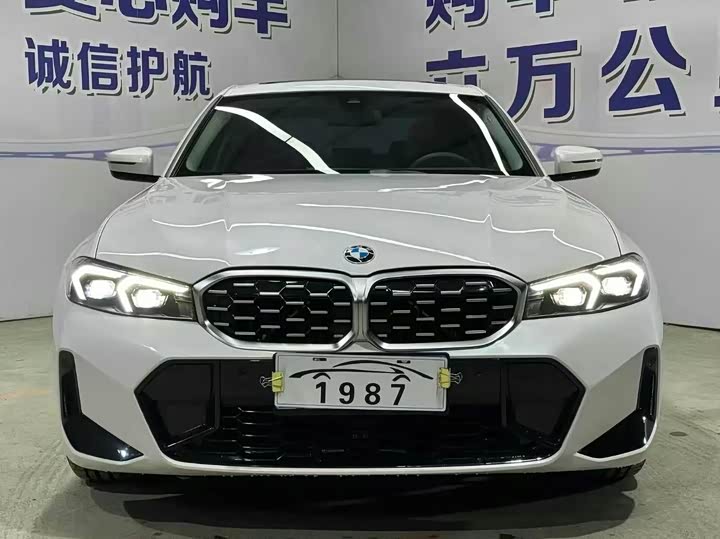 Фото 2 - BMW 3 Series