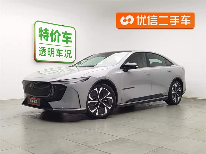 Фото 1 - Mazda EZ-6