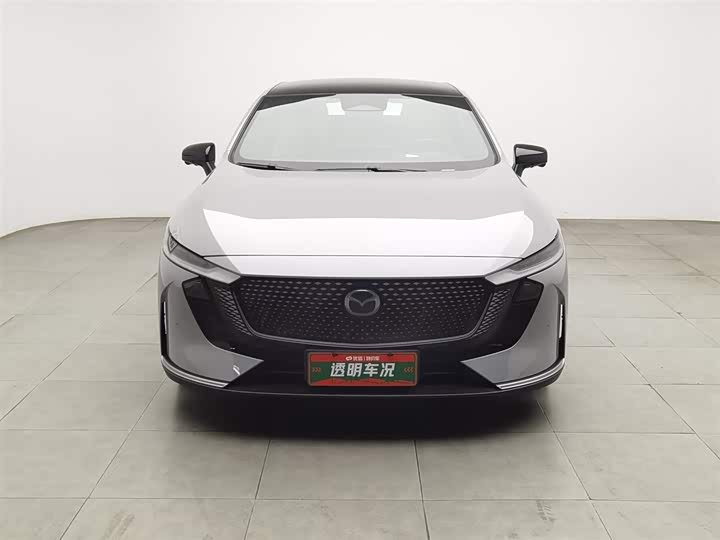 Фото 3 - Mazda EZ-6