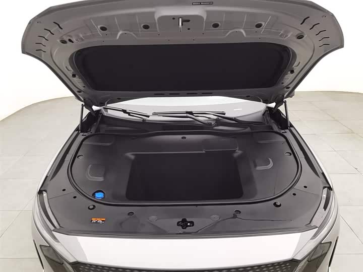 Фото 6 - Mazda EZ-6