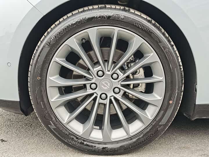 Фото 5 - Leapmotor C01