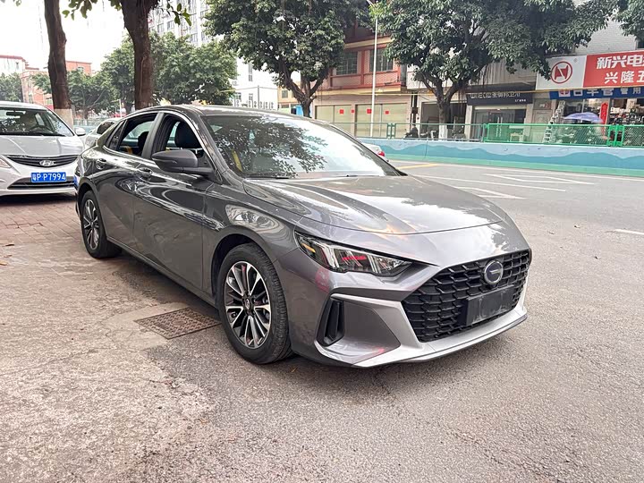 Фото 2 - GAC Trumpchi Empow R