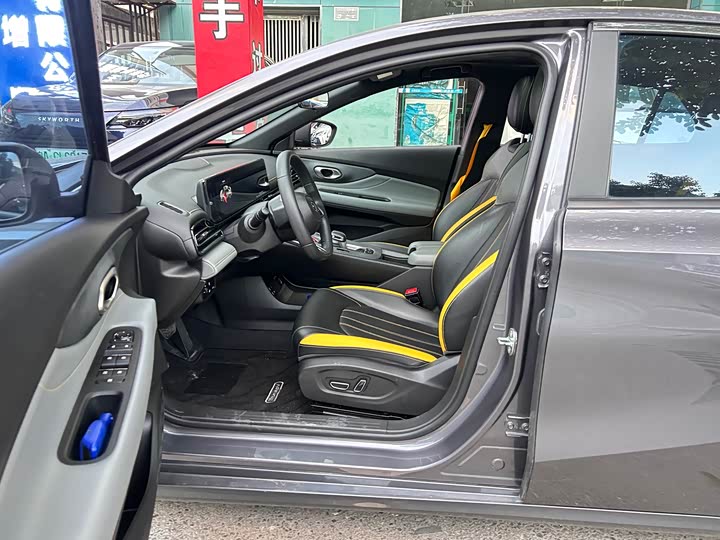 Фото 5 - GAC Trumpchi Empow R