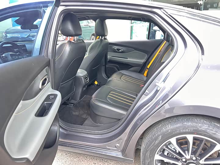 Фото 7 - GAC Trumpchi Empow R