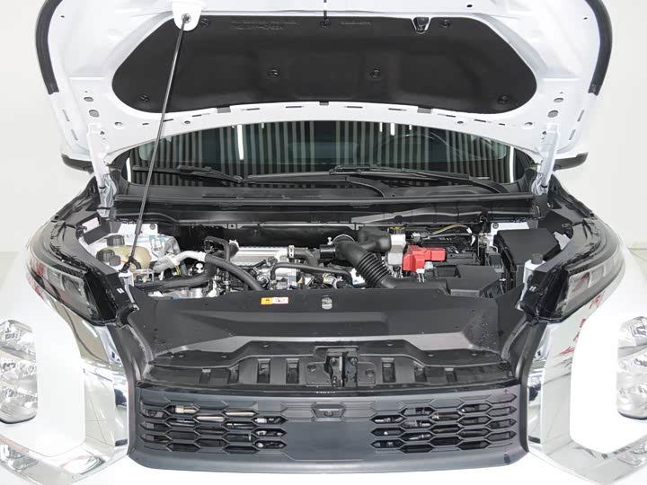 Фото 6 - Mitsubishi Outlander