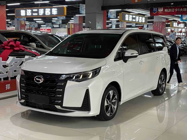 Фото 1 - GAC Trumpchi M6