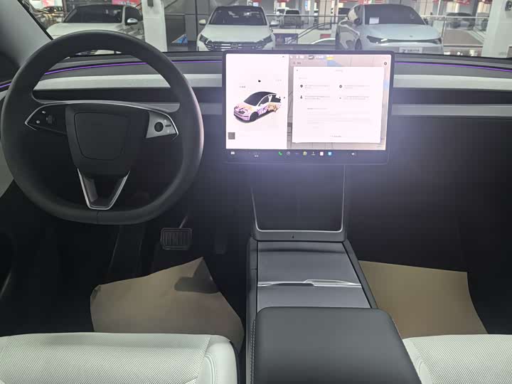 Фото 8 - Tesla Model Y