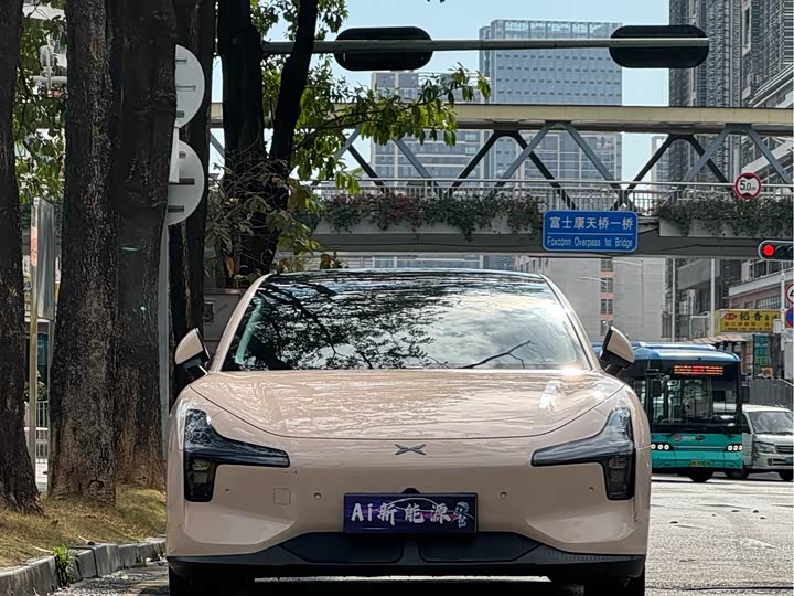 Фото 2 - XPeng Mona M03