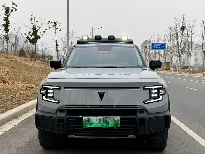 Фото 2 - Changan Deepal G318