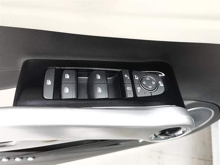 Фото 9 - BYD Yuan Plus