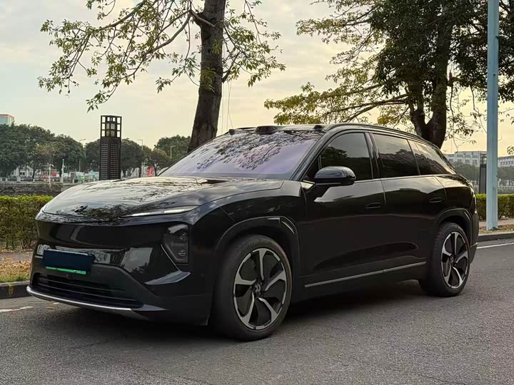 Фото 1 - Nio ES7